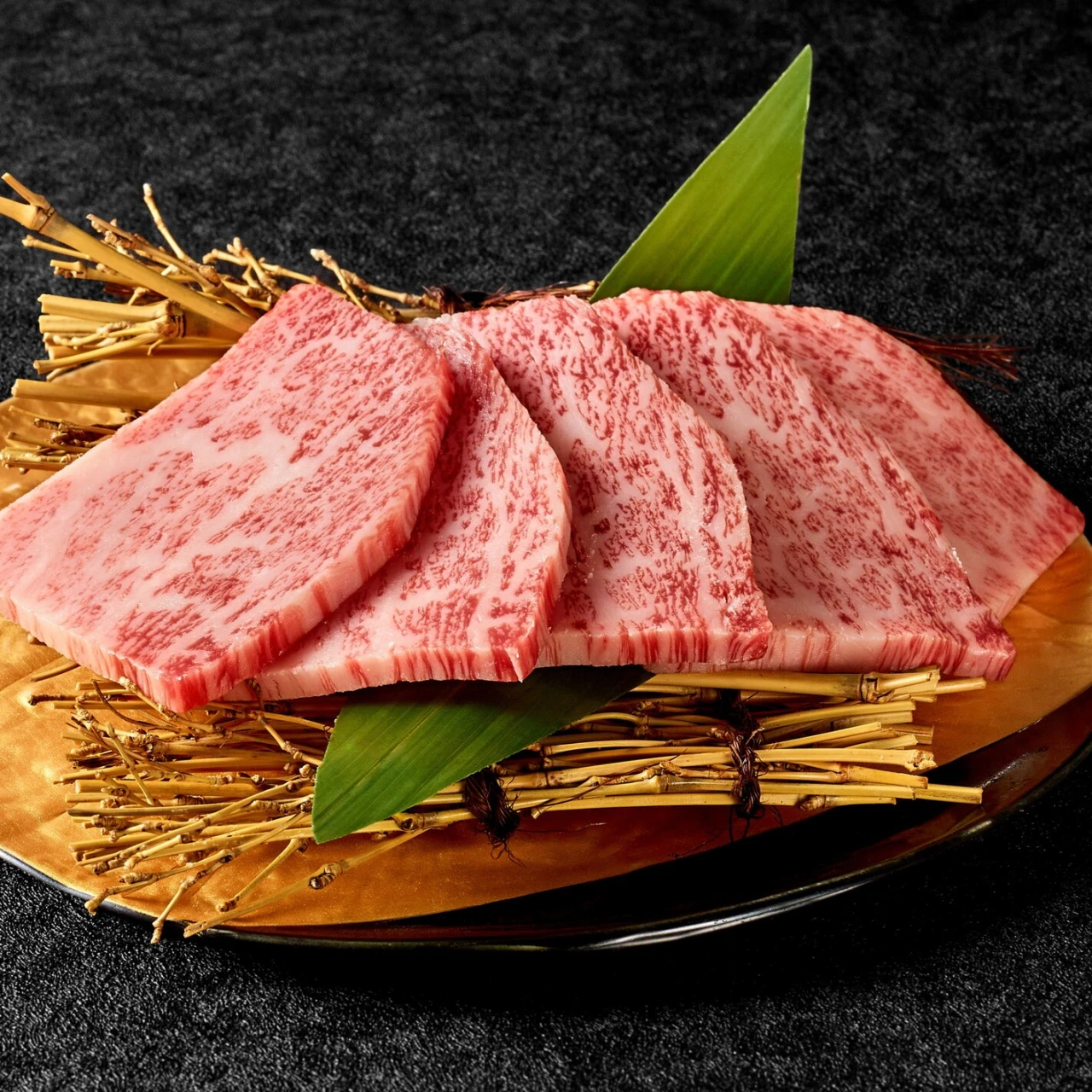 「고베규 갈비（80g）」